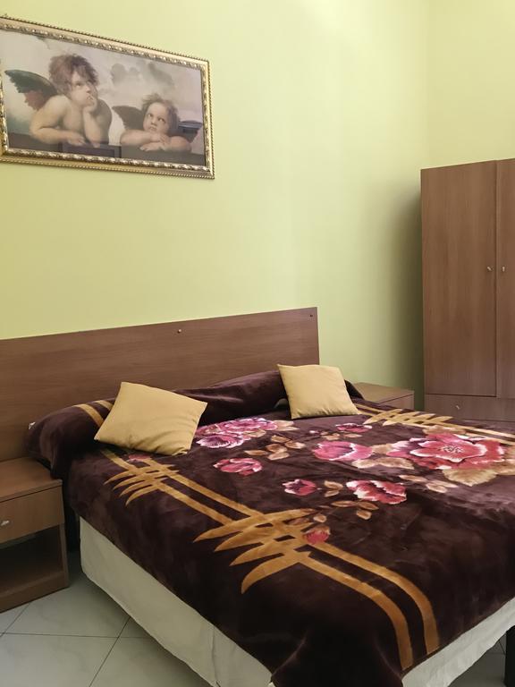 B&B Cappellini Rome Bagian luar foto